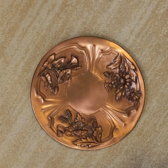Albert Gilles Vintage Copper Embossed Wall Hanging/Plate - Picture 1 of 10